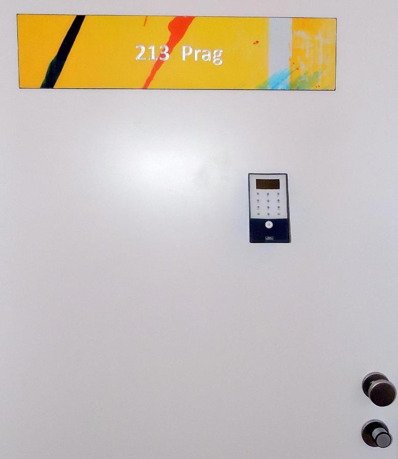 213 Prag, Studio Apartment, 27M2, 1-2 Personen Κλάγκενφουρτ Εξωτερικό φωτογραφία